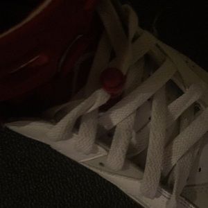 Meet your Posher, Tai